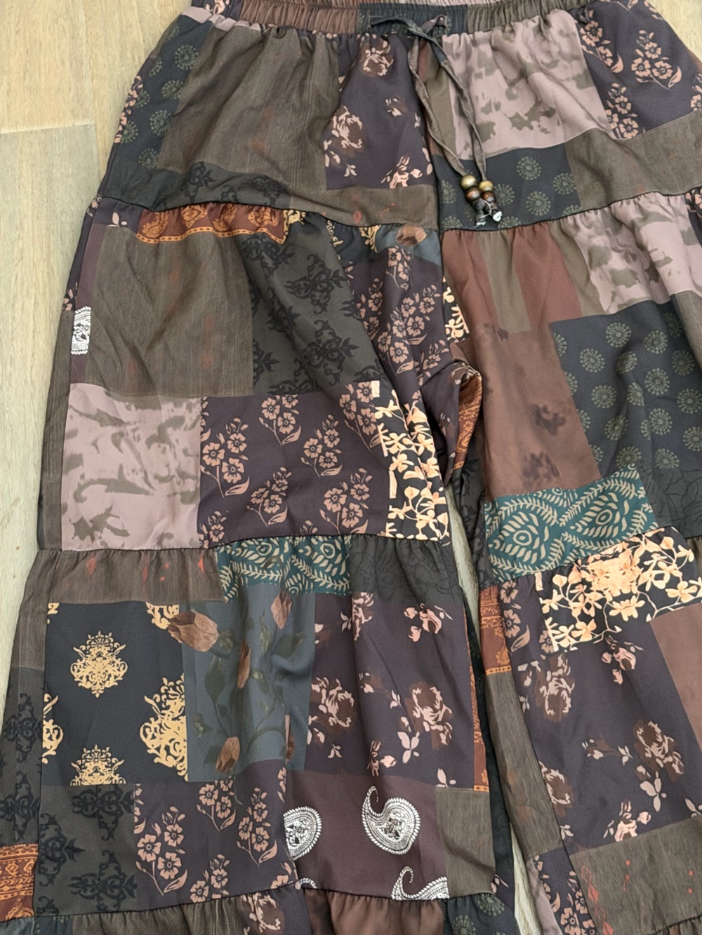 NWT Brown Patchwork wide leg hippie boho pants drawstring large - Picture 4 of 6